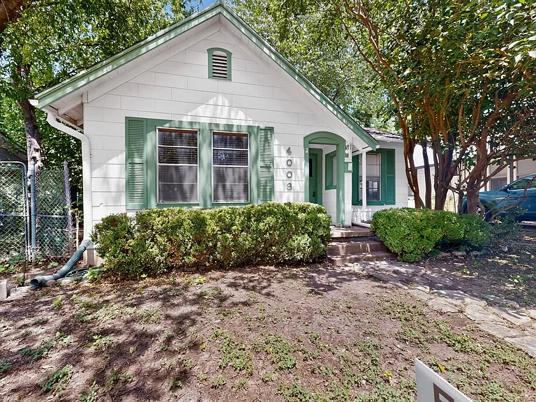 4008 Burnet Rd — Photo 3