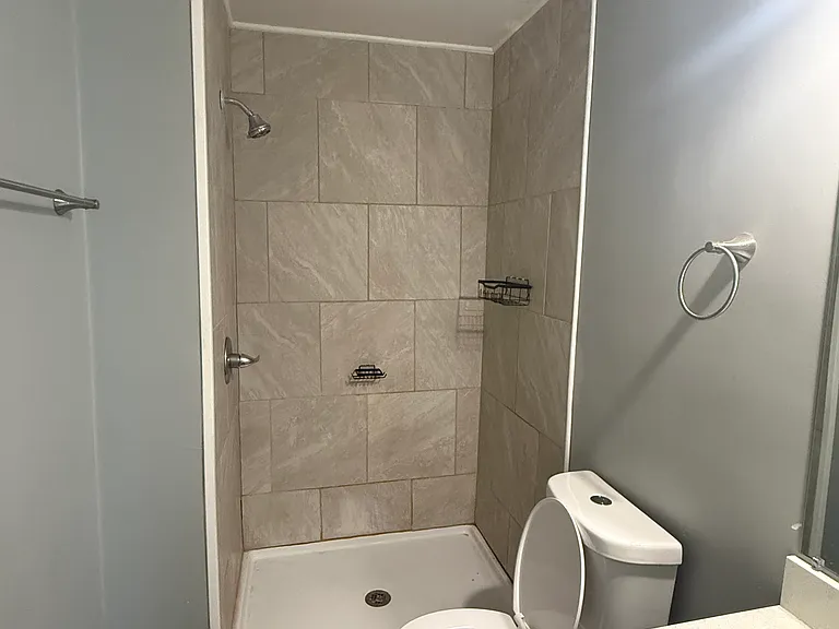 403 Brooke Ave — Photo 7