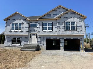 1 Biscayne Blvd, Old Lyme, CT 06371