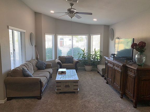 5th image of 4409 E Vista Dr