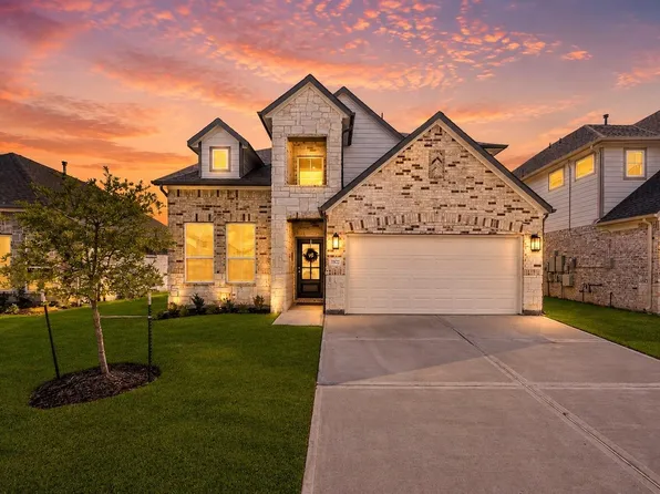 11822 Maple Oak Dr, Houston, TX 77066