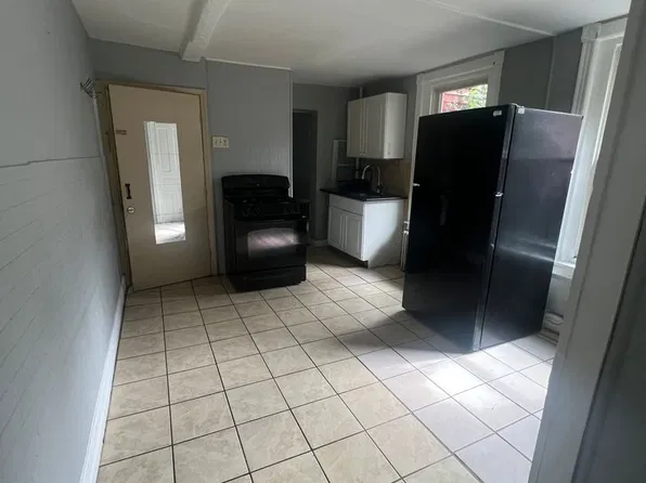 530 N 9th St, Allentown, PA 18102