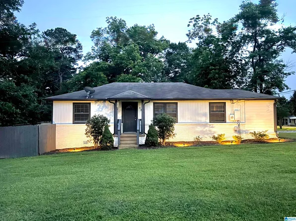 525 Altadena Dr, Gardendale, AL 35071