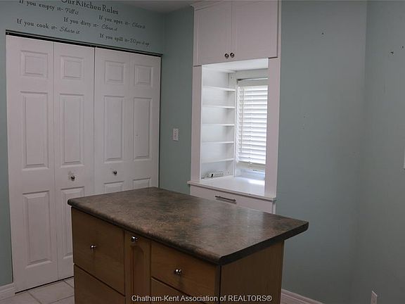 4th image of 35 A Tiffany St #35