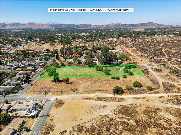 4th image of 1040 Tepee Ln Lot D