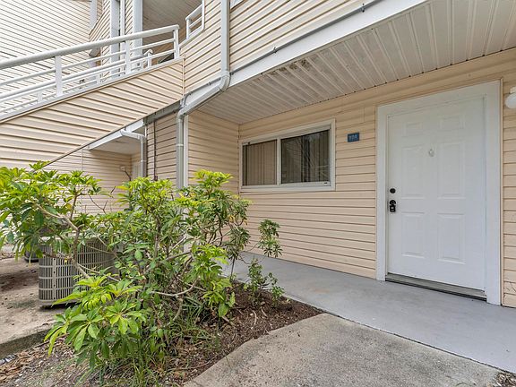 3rd image of 3449 NW 44th St