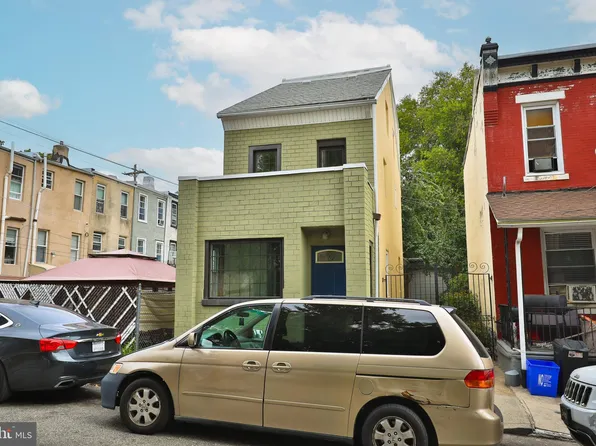 5055 Portico St, Philadelphia, PA 19144