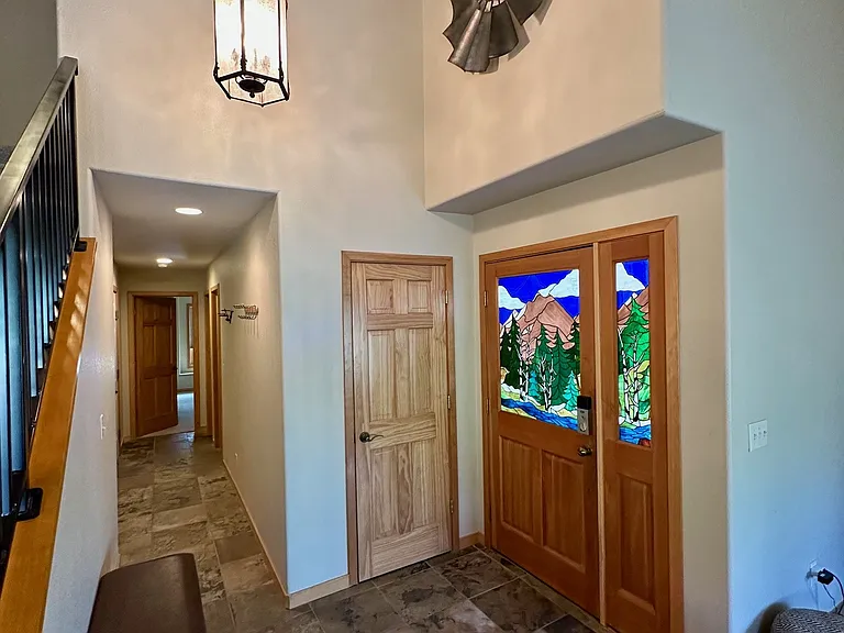 831 Mill Run Ct — Photo 17