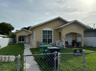 292 Northwest Dr #R, Miami, FL 33126