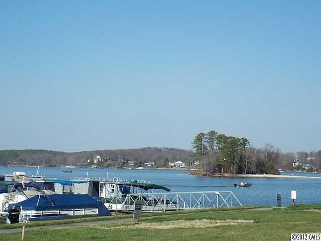 1st image of 292 Lake Club Dr