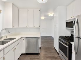 5231 40th Ave NE, Seattle, WA