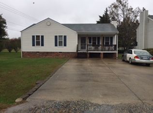 11742 Bailey Woods Dr, Midlothian, VA 23112