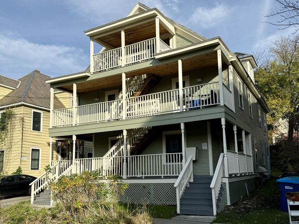 10 Isham St #2