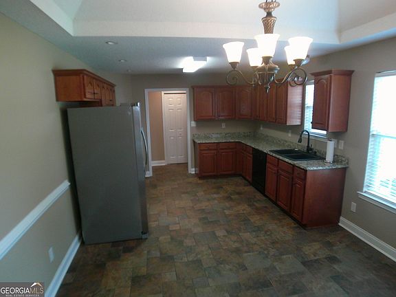2nd image of 709 Sark Dr