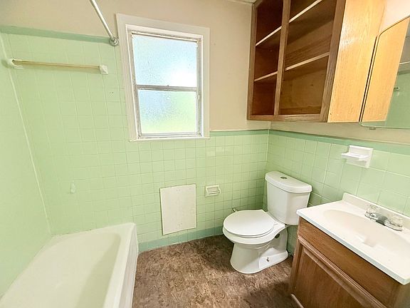 5th image of 6010 Sewell St