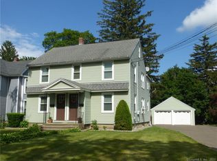 97 Walnut St, Naugatuck, CT 06770