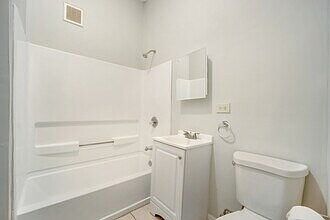 5th image of 3129-3131 W Augusta Blvd #3131-2R