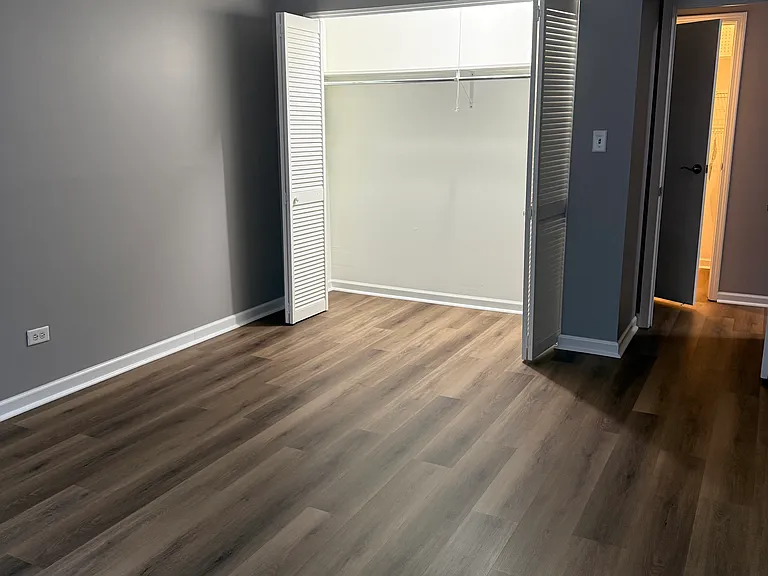 9143 S Roberts Rd — Photo 10