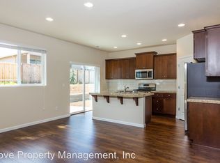 2607 NE Hawthorne Cir, Vancouver, WA 98663