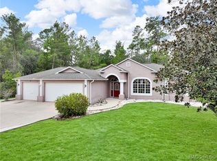 6 Statice Ct, Homosassa, FL 34446