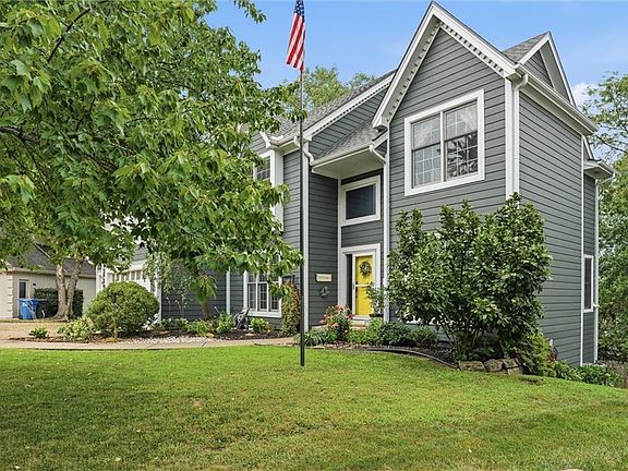 4th image of 809 Cottonwood Pl