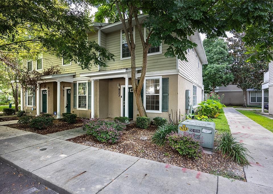 1st image of 923 NW 21ST AVENUE