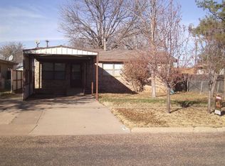 914 W 12th St, Post, TX 79356