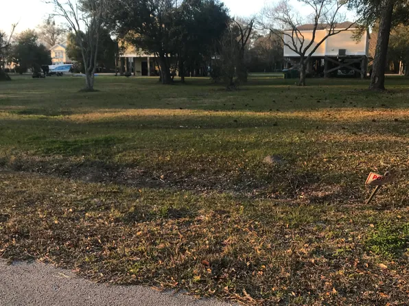 2117 Edgewood Ave #5, Pascagoula, MS 39567