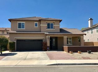 7569 Elm Grove Ave, Corona, CA 92880