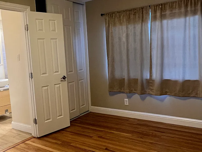143 Highland Oaks Dr — Photo 14