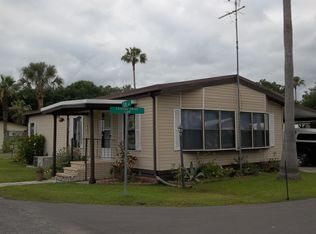 15 Leisure Dr, Auburndale, FL 33823