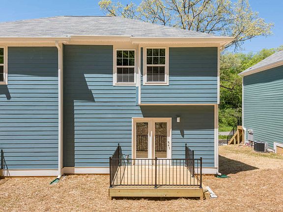 4th image of 1056 E Elmwood Dr