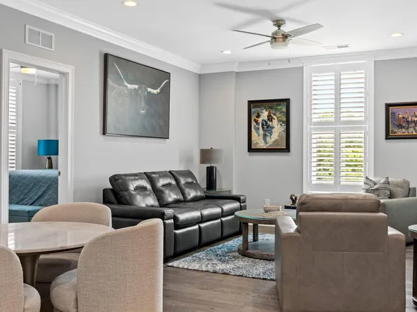 369 E Main St APT 401, Lexington, KY 40507