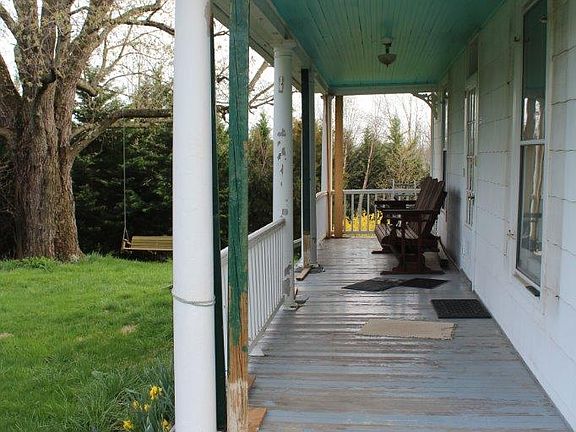 5th image of 3808 Bond Farm Dr