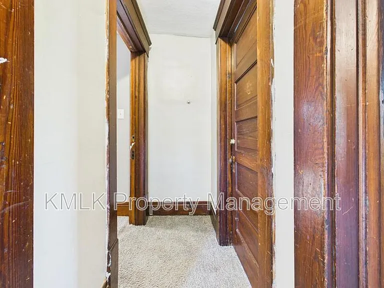 701 Kling St — Photo 24