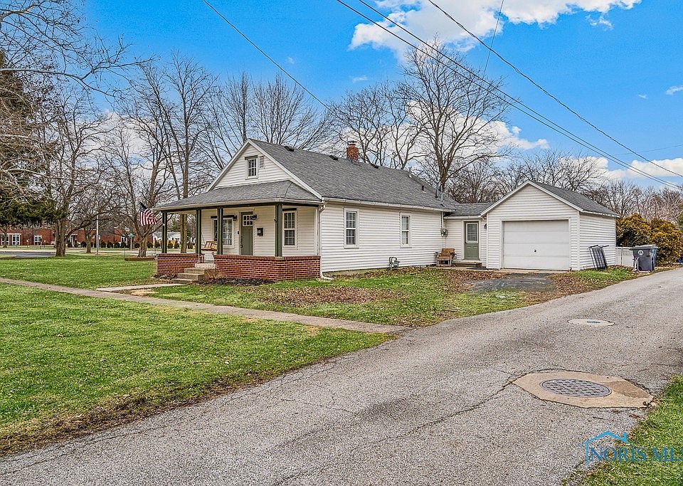 513 Locust St, Perrysburg, OH 43551 Zillow