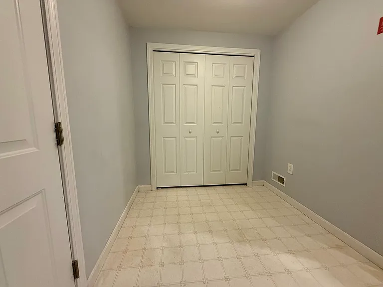 Bonus Space (Outside Basement)