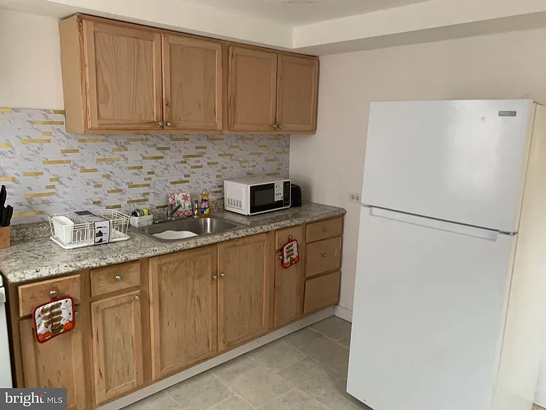 3449 F St — Photo 9