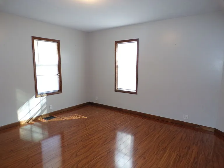 247 S Kansas St — Photo 11