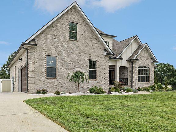 4th image of 126 Tom Walker Dr