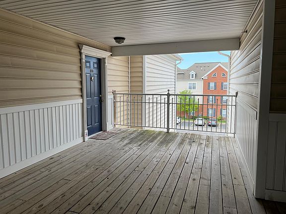 4th image of 1901 N Lincoln Ave APT 302