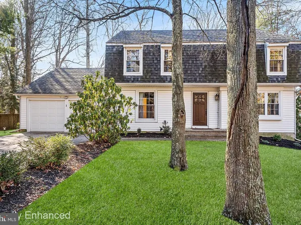 1 Holly Oak Dr, Voorhees, NJ 08043