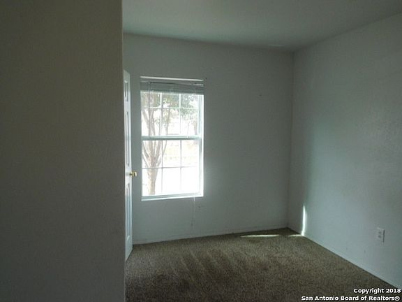5th image of 428 Coronado Ave