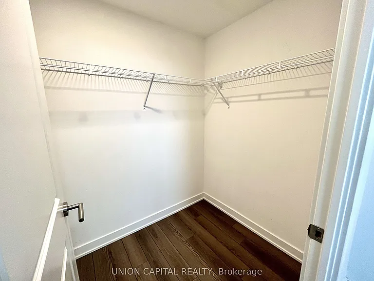 2799 Kingston Rd #513 — Photo 15
