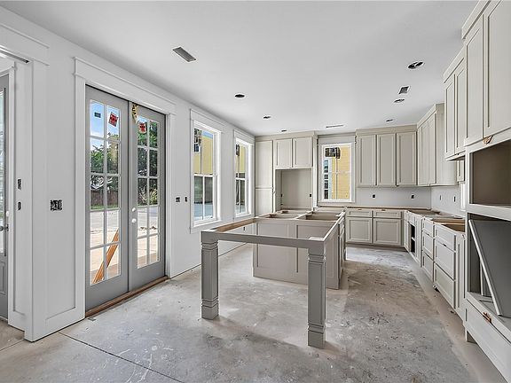 4th image of 2754 E Black Walnut Cir