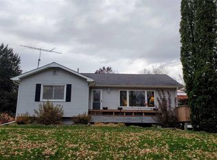 2918 W Oregon Trail Rd, Oregon, IL 61061