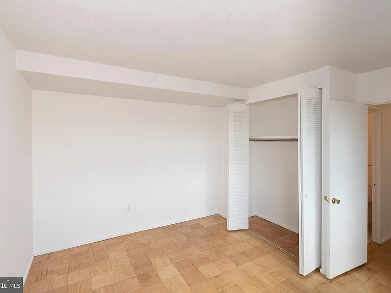 1301 Delaware Ave SW #N512 — Photo 25