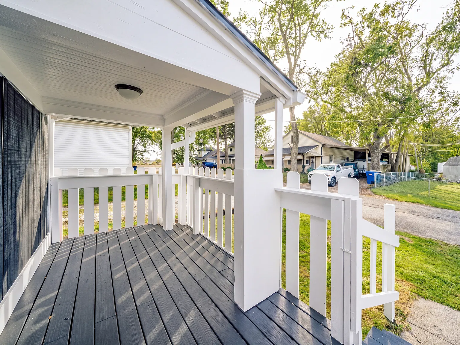 2 bed, 500 sqft, $1,300 — Photo 4