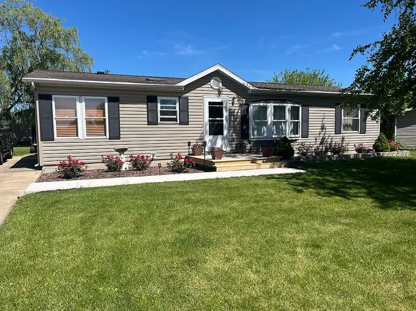 265 Forest Green Dr, Lakeside Marblehead, OH 43440