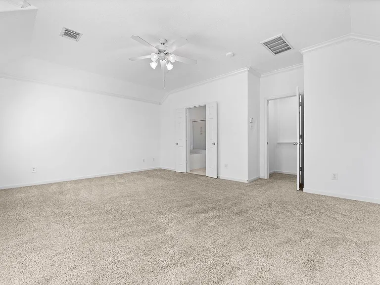 39 E Burberry Cir — Photo 25